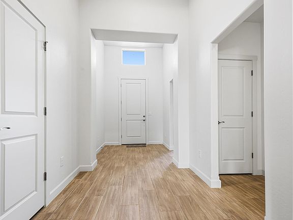 4th image of 3664 Red Arroyo Dr #2