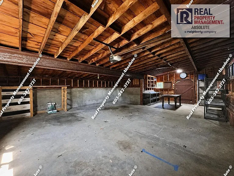 208 Manchester St — Photo 33