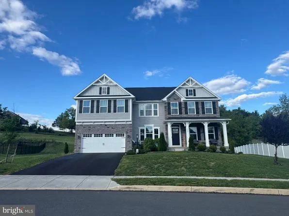 3961 Secretariat St, Harrisburg, PA 17112