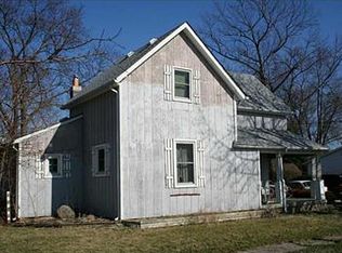 219 N Main St, Advance, IN 46102