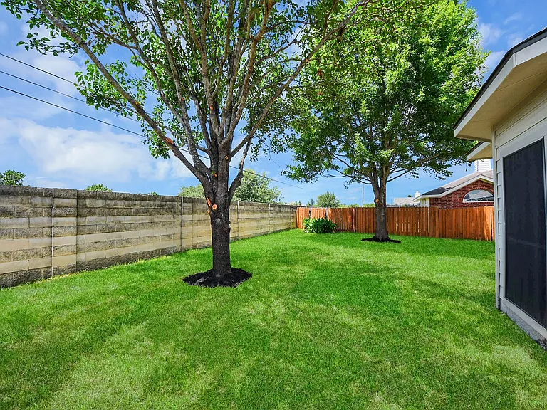 10007 Adobe Dr — Photo 34
