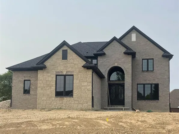 1356 Masters Dr, Metamora, MI 48455