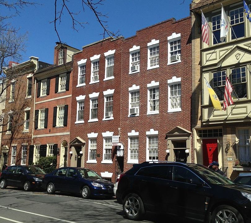 2nd image of 625 Pine St APT 2F