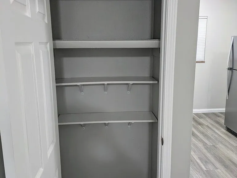 520 N Wilson Ave — Photo 26