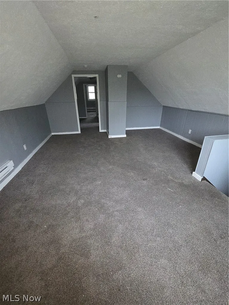 2 bed, 1.0 bath, $1,000 — Photo 2