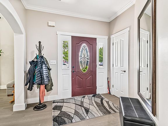 5th image of 701 Platt Dr