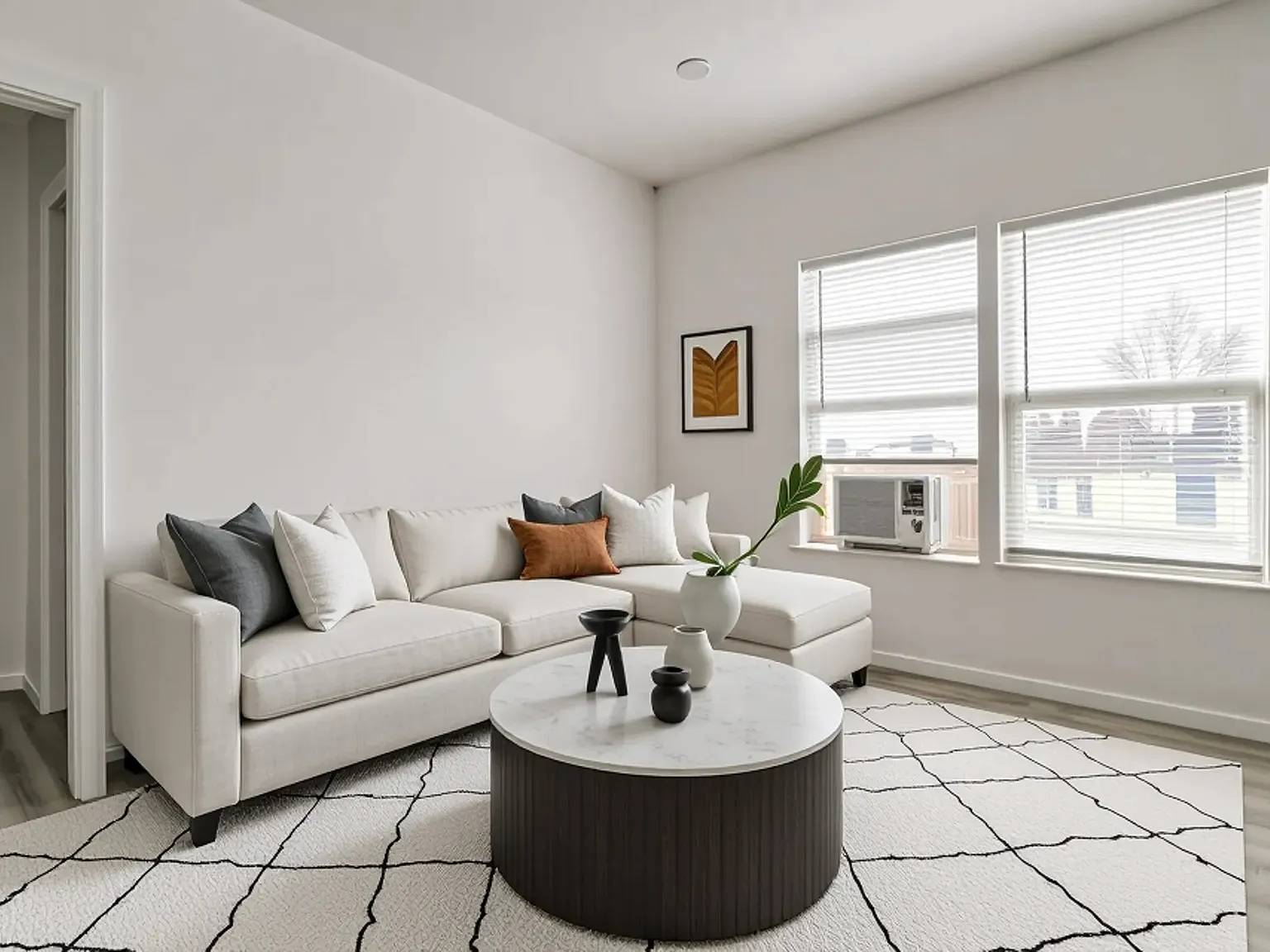1 bed, 500 sqft, $749 — Photo 1