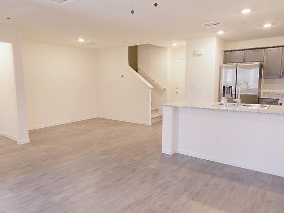 2nd image of 2653 Wimbledon White Ct