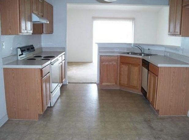 2nd image of 114 Mayfield Dr