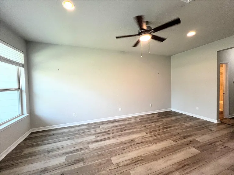 2101 Dillon Pond Ln #B — Photo 31