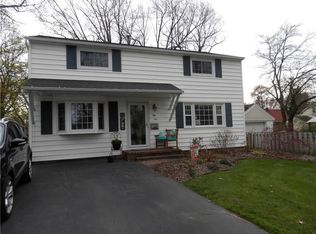 51 Nile Dr, Rochester, NY 14622