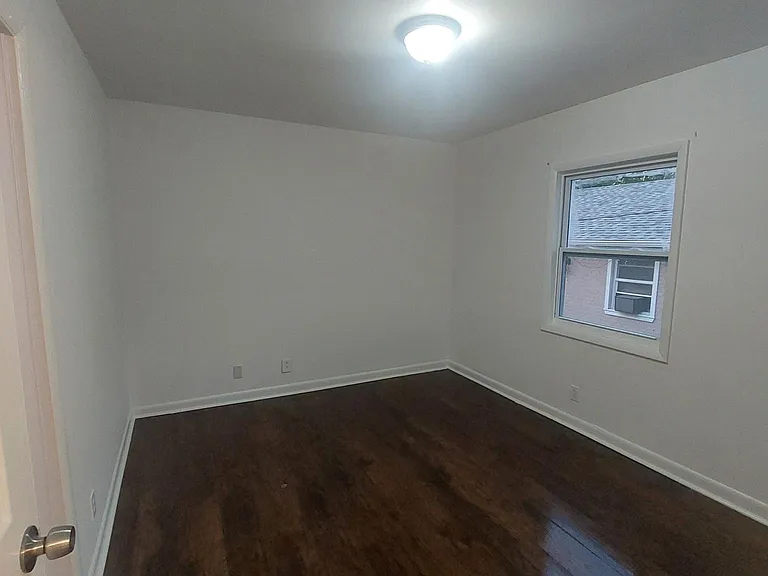 177 Welworth St — Photo 4