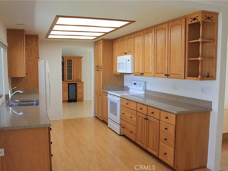 3881 Hendrix St — Photo 29