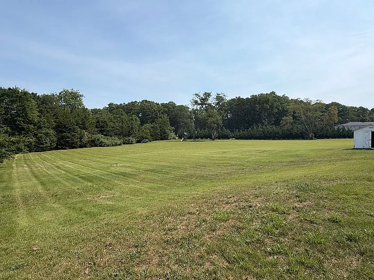 545 Cassville Rd — Photo 10
