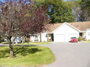 67 Village Dr, Stroudsburg, PA 18360
