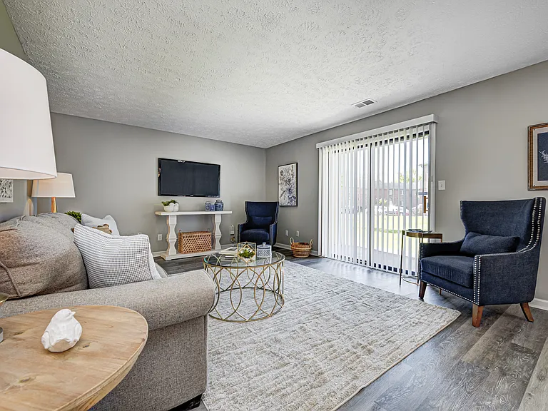 Ivy Knoll Apartments — Photo 5