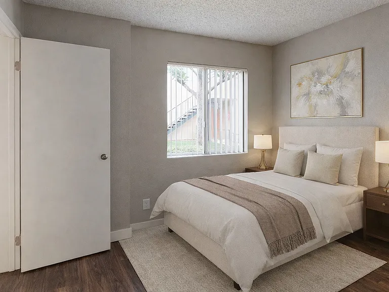 Hillside Village Apartments — Photo 7