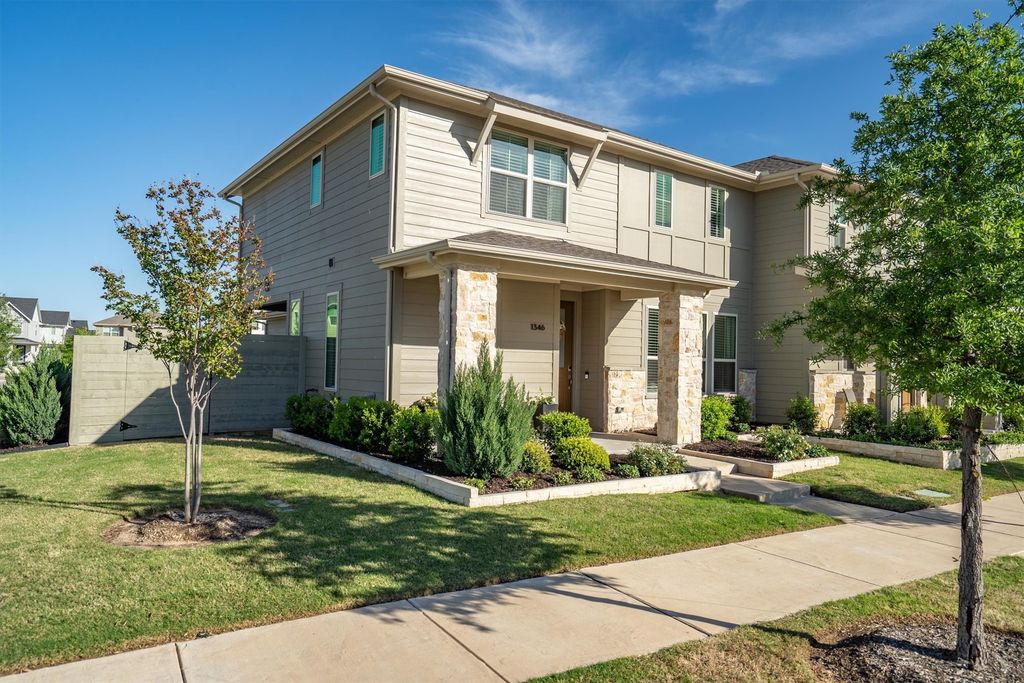 1346 Roundup Way, Argyle, TX