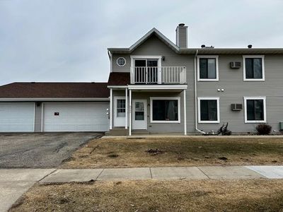 3235 15th Ave S APT C, Fargo, ND, 58103