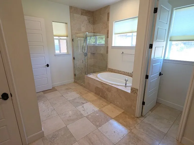 245 Katie Ct — Photo 15