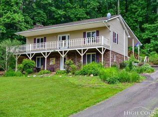 411 Mount Paddy Rd, West Jefferson, NC 28694