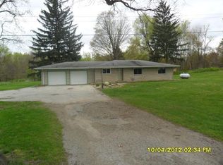 3940 Buffalo Rd, Buchanan, MI 49107