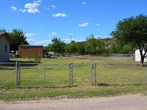 4th image of 4670 E Windmill Ln