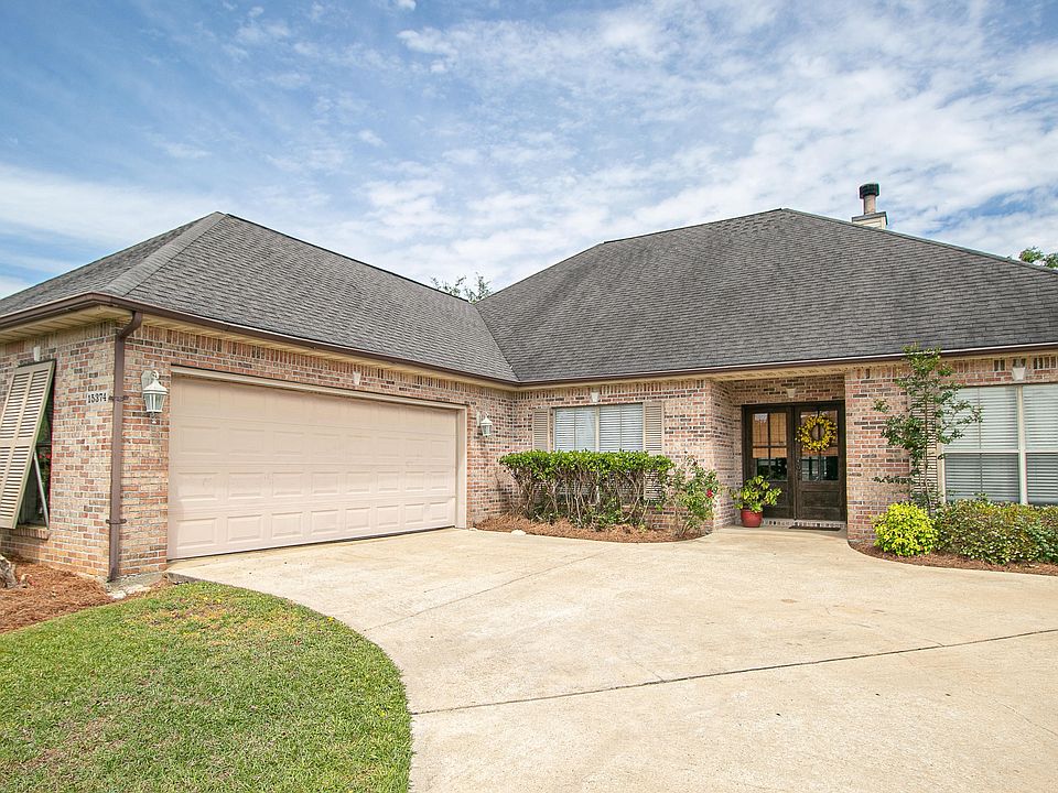 1st image of 15374 Meadow Brook Ct
