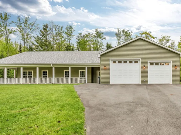 66 Mcnally Road, Clinton, ME 04927