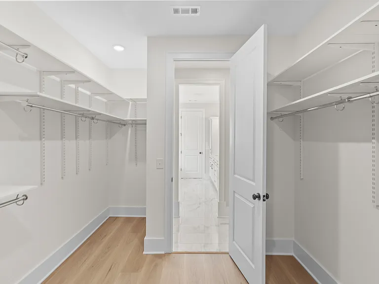 8081 Atlee Ct — Photo 33