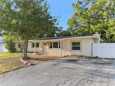 230 Davison Ave NE, Saint Petersburg, FL, 33703