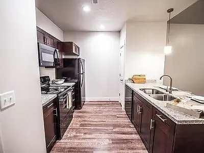 City Centre Apartments — Photo 2