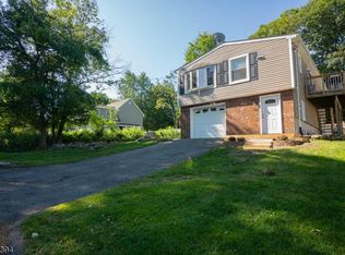50 Salmon Rd, Landing, NJ 07850