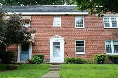 1235 Union St photo 1