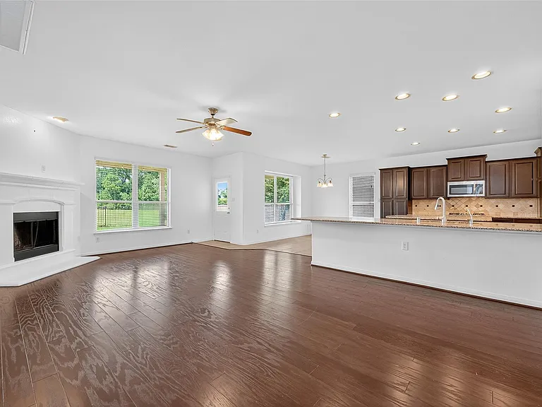 83 W Wading Pond Cir — Photo 17