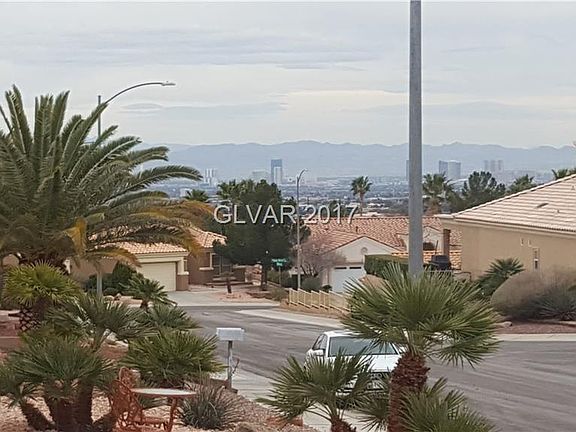 3rd image of 10832 Hot Oak Springs Ave