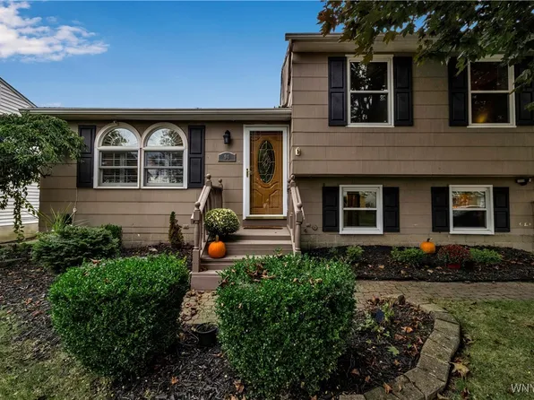 94 Audet Dr, Cheektowaga, NY 14227