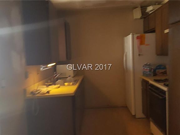 5th image of 2510 Oak Glen Way