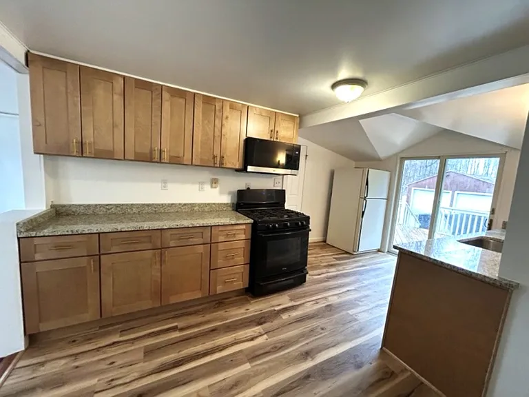 225 River Meadow Dr — Photo 12