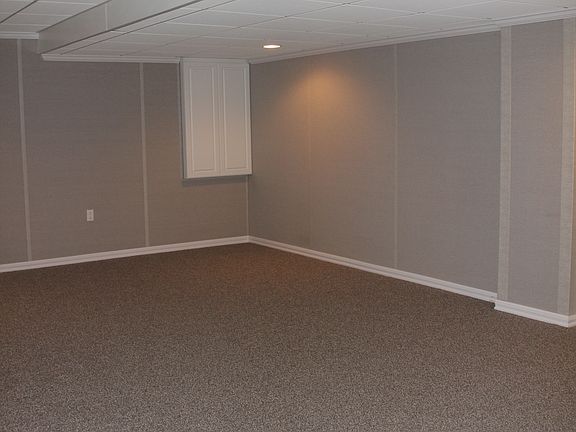 Basement Newly Carpeted!