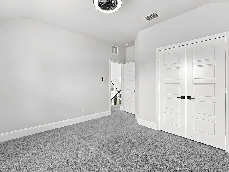 15026 Joe Lair Dr — Photo 34