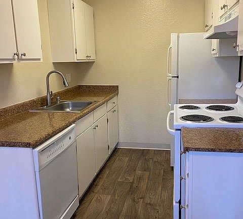 3rd image of 14 Highland Ave APT 9