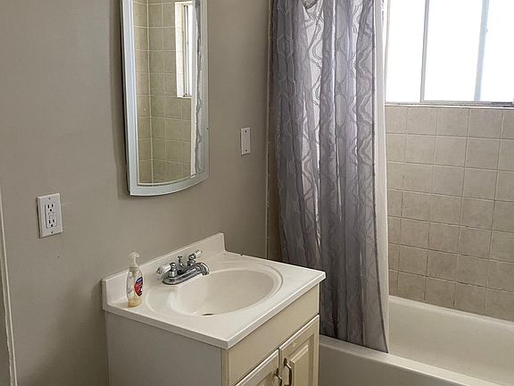 5th image of 1332 N Sierra Bonita Ave #5