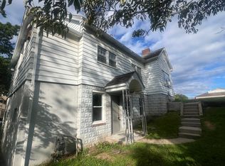 204 1/2 Beaver Ave, Beckley, WV 25801