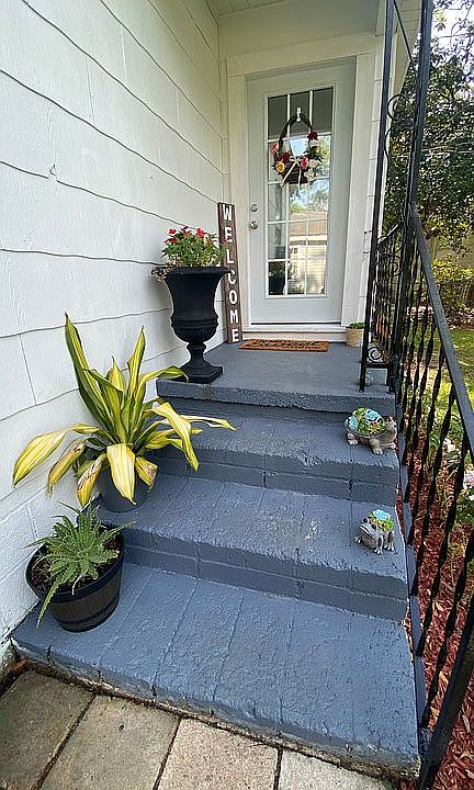 1st image of 112 Woods Dr