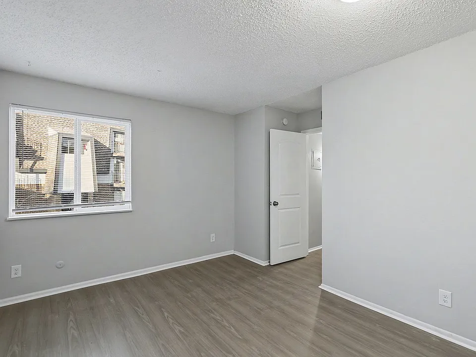 Stoneybrook Apartments