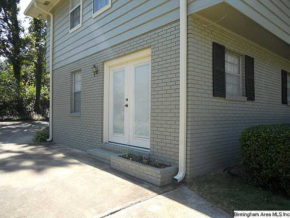 Side entrance to kitchen area just adds to the charm.