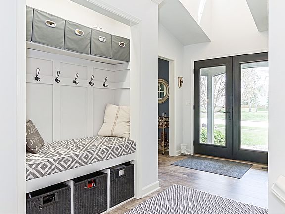 3rd image of 3110 Wisteria Ln