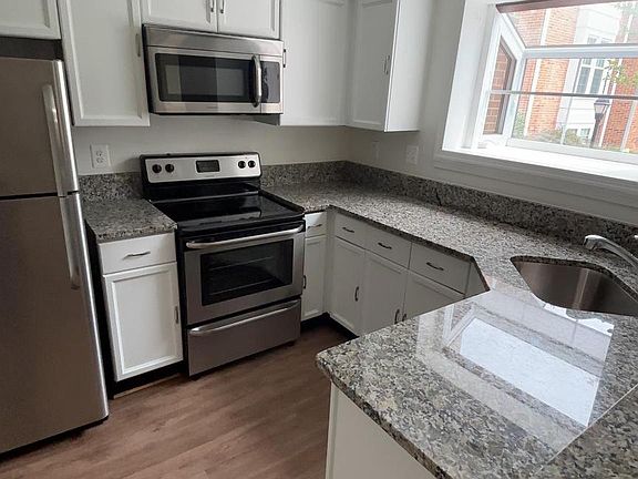 5th image of 2602 S Arlington Mill Dr E