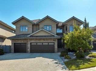 4111 Westcliff Heath SW, Edmonton, AB T6W 0X9